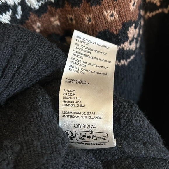 Free People Nellie Elephant Sweater in Black size Large - Picture 5 of 6